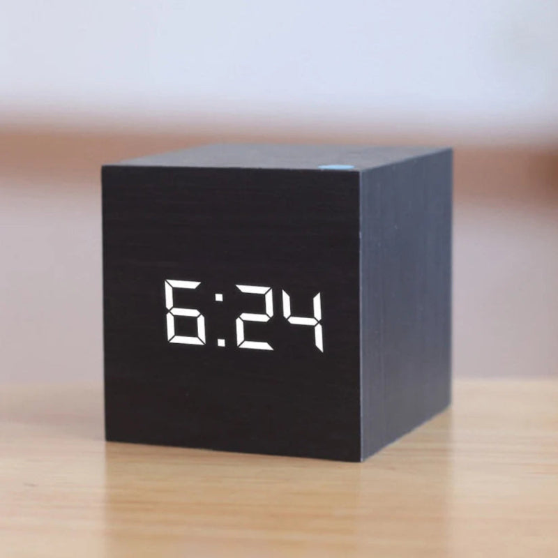 Digital Alarm Clock with Adjustable Brightness and Night Mode 1