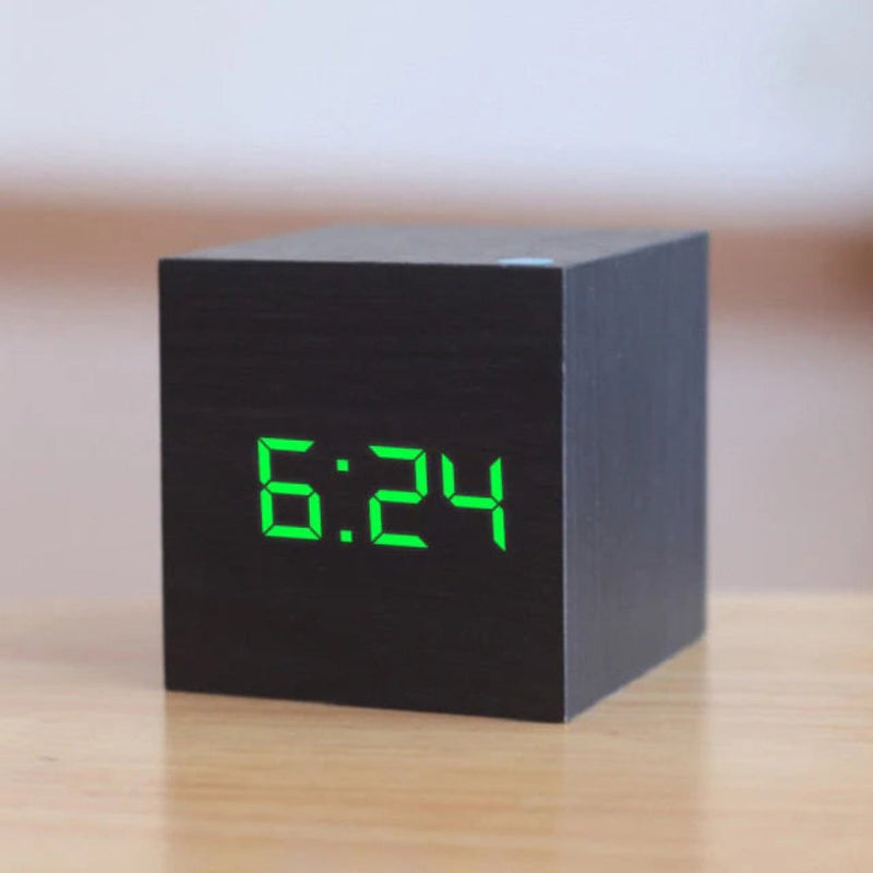 Digital Alarm Clock with Adjustable Brightness and Night Mode 2