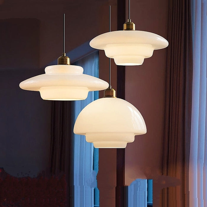 Elegante Pendelleuchte aus Milchglas mit verstellbarer Aufhängung – Hängelampe für Esstisch in verschiedenen Größen 10