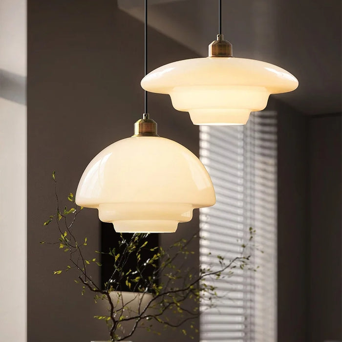 Elegante Pendelleuchte aus Milchglas mit verstellbarer Aufhängung – Hängelampe für Esstisch in verschiedenen Größen 2