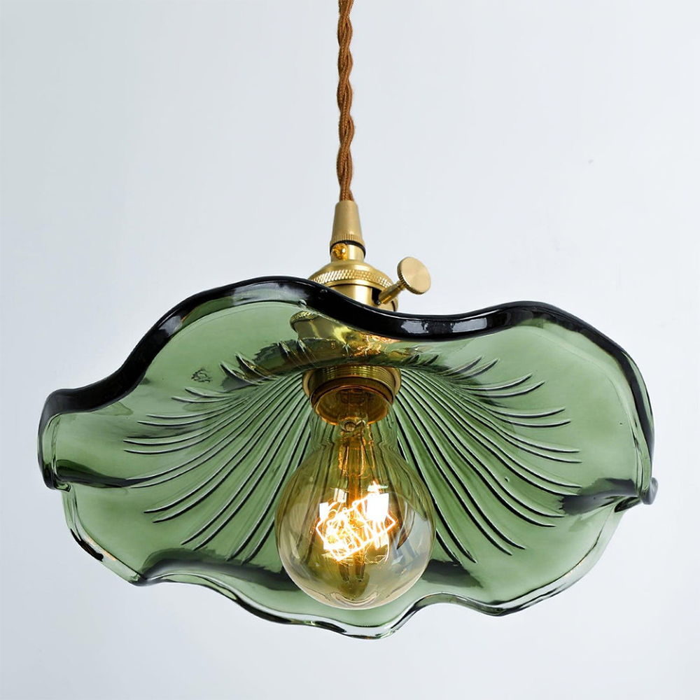 Elegante Pendelleuchte im Hibiskusblüten-Design aus Glas und Messing – Hängelampe für Esszimmer und Wohnräume 5