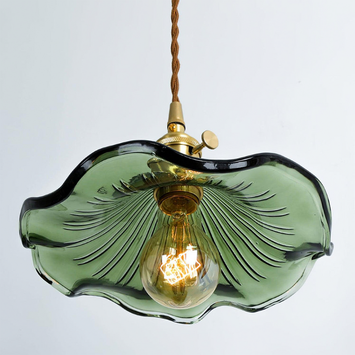 Elegante Pendelleuchte im Hibiskusblüten-Design aus Glas und Messing – Hängelampe für Esszimmer und Wohnräume 5