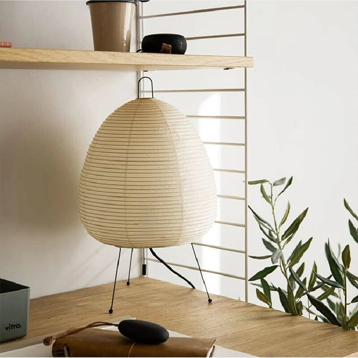Japanische LED Tischlampe aus Reispapier – Dreibeinige Tischleuchte für Wohnzimmer und Schlafzimmer, 60 cm hoch, Weiß 3