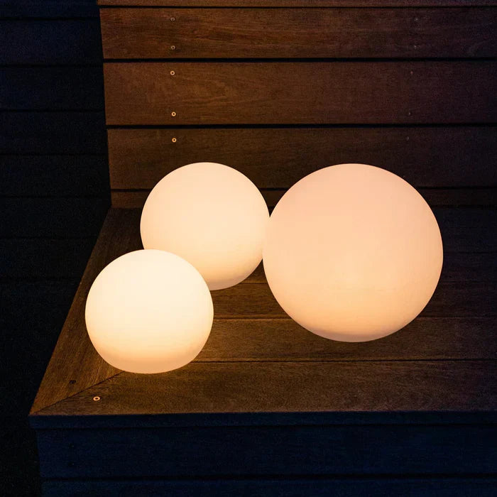 Kugelgartenbeleuchtung Solar mit 16 Farben und Fernbedienung – Wetterfeste LED Gartenleuchte für Innen und Außen 2