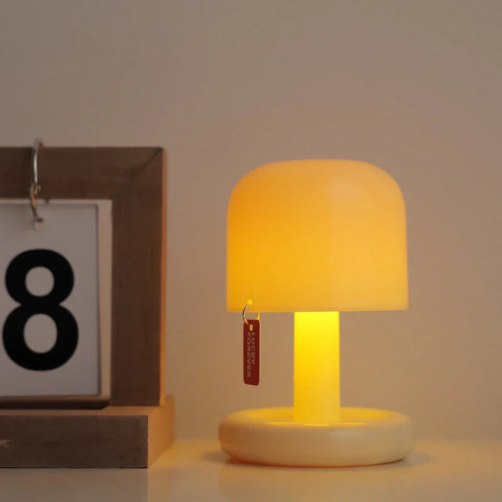 Mini Tischlampe mit USB-Ladestation – Tragbare Tischleuchte für romantisches Ambiente und entspannende Atmosphäre 6