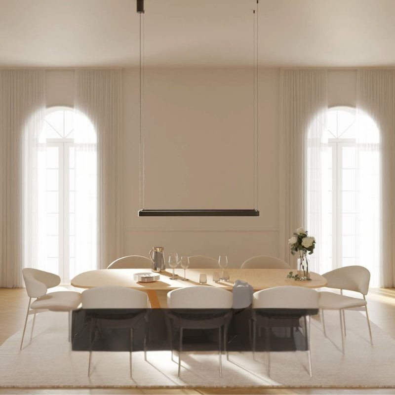 Rechteckige Pendelleuchte mit verstellbaren Aufhängungskabeln