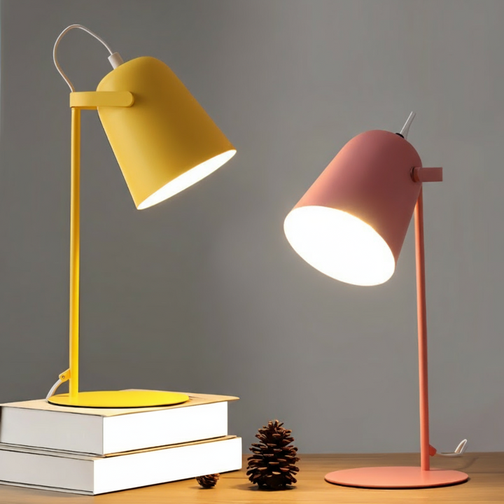 Modern Table Lamp with Adjustable Rotating Shade for Versatile Lighting 3