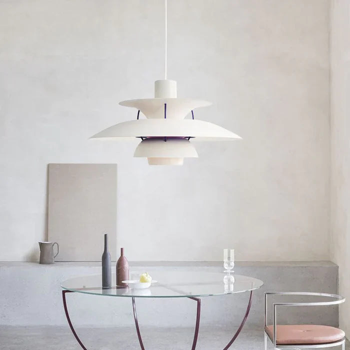 Moderne LED-Hängelampe in Farbenfrohem Metalldesign für Esstisch und Wohnbereiche – Energiesparend, E27 Fassung 0
