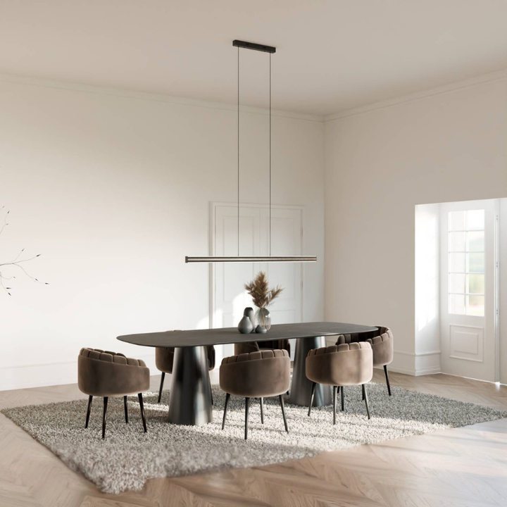 Lineare LED-Pendelleuchte mit beidseitiger Beleuchtung